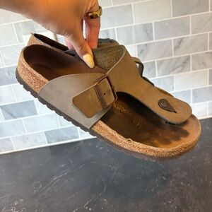 Birkenstock Gizeh Thong Sandal Light Brown Size 41 or US Mens 8, Women’s US 9